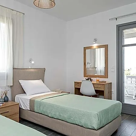Vive Mare Plaka Ii Отель Naxos City